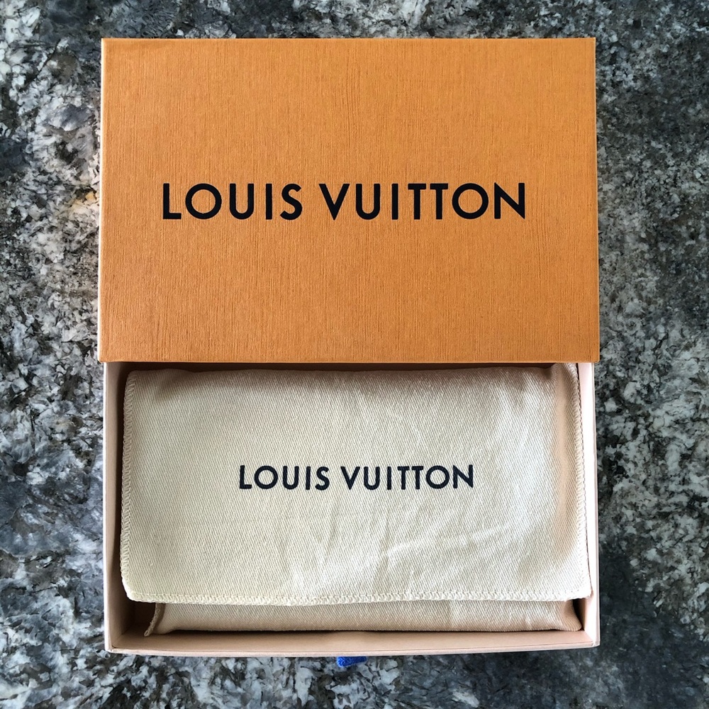 Louis Vuitton, iPhone.XM Folio M.EMP.NOIR